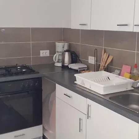 Rovinj Apartment Eni, Parking And Wifi Gratis 公寓 罗维尼