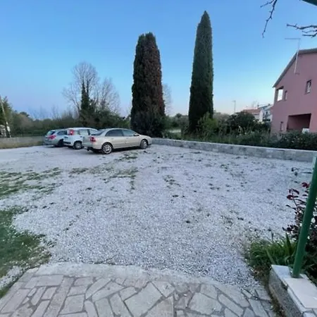 Rovinj Apartment Eni, Parking And Wifi Gratis 公寓 罗维尼